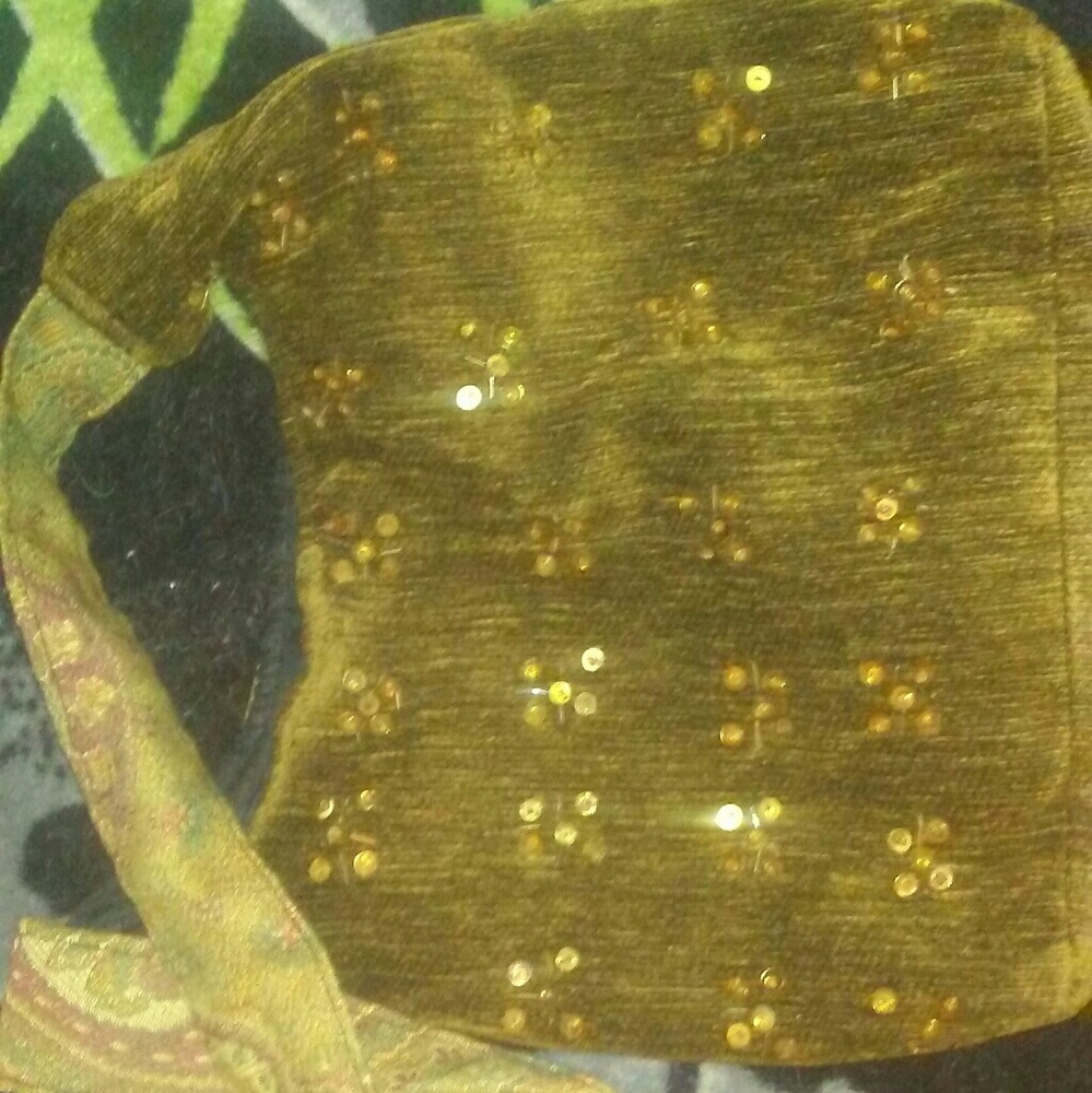 It's a cute shoulder summer bag